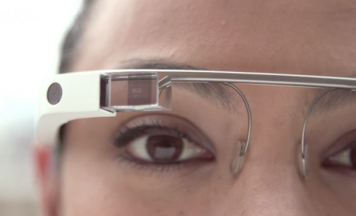 Apple iWatch dan Google Glass Kurang Diminati Publik Amerika Serikat 1 google-glass-demo-video