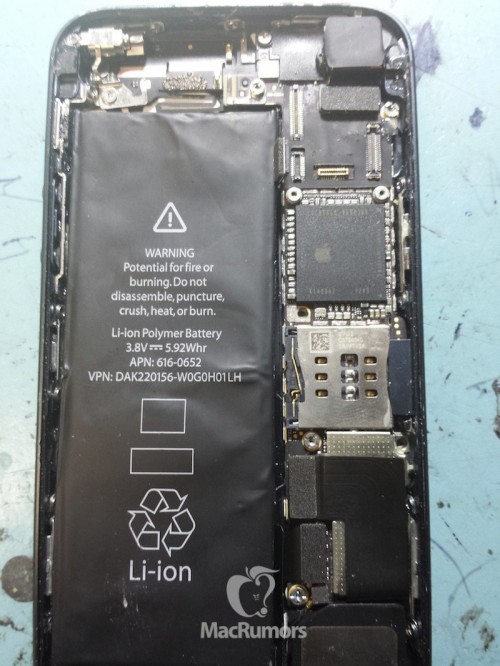 Inikah Gambar Apple iPhone 5S? 3 5s4