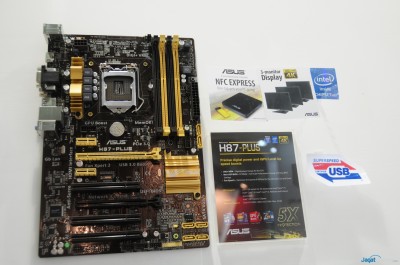 Computex 2013 Booth Raid: ASUS Motherboard 10 ASUS_Mobo_BHS_3147