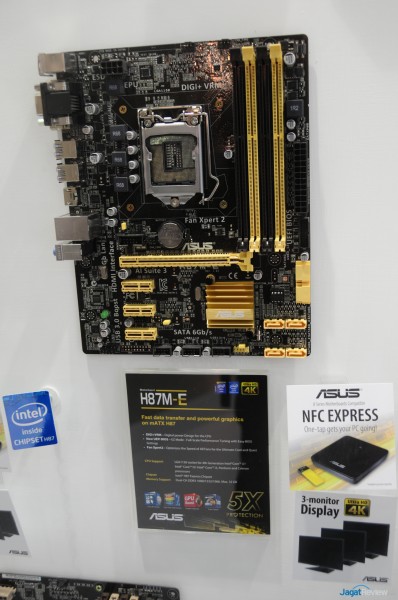 Computex 2013 Booth Raid: ASUS Motherboard 13 ASUS_Mobo_BHS_3155