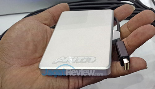 Computex 2013 Booth Raid: Intel (Thunderbolt) 2 Akitio Drive