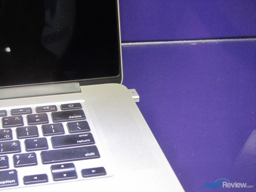 Apotop Booth Raid - Computex 2013 (5)