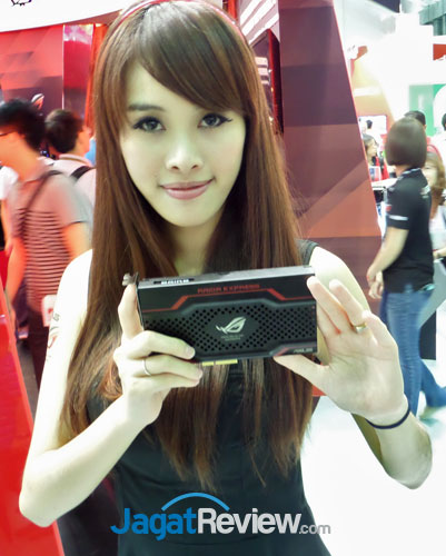Booth Babes Computex 2013: PART 4 6 Booth Babes - Day 4 (14)