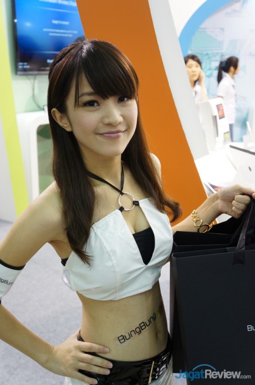 Booth Babes Computex 2013: PART 4 3 Booth Babes - Day 4 (2)