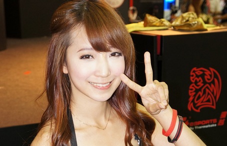 Booth Babes Day 4 51