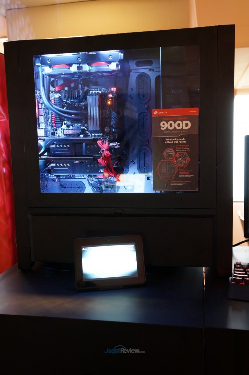 Computex 2013 Booth Raid: Corsair 6 Corsair Computex 2013 4