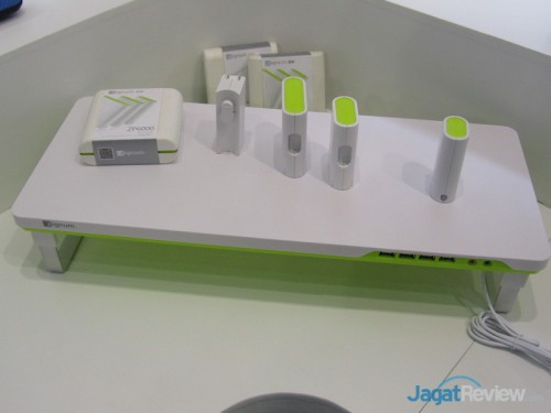 Deep Cool Booth Raid - Computex 2013 (4)