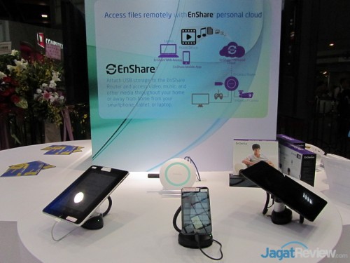 Computex 2013 Booth Raid: EnGenius 5 EnGenius Booth Raid - Computex 2013 (5)