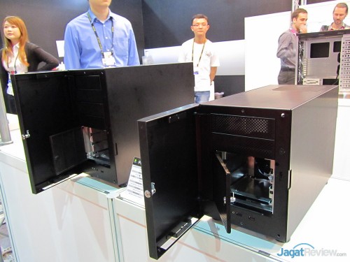 Computex 2013 Booth Raid: Lian Li 4 Lian Li Booth Raid - Computex 2013 (7)