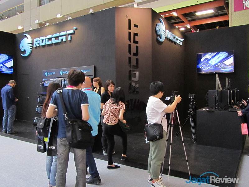 Computex 2013 Booth Raid: Roccat 7 Roccat Booth Raid 9