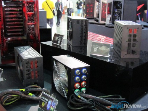 Computex 2013 Booth Raid: Rosewill 8 Rosewill Booth Raid - Computex 2013 (13)