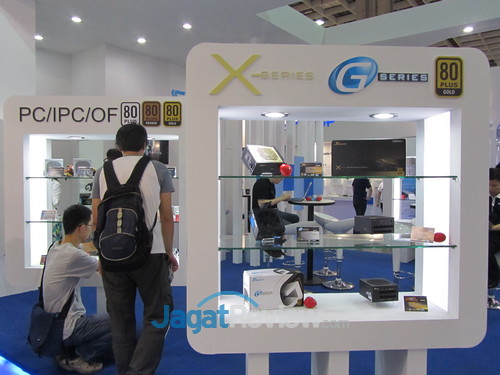 Computex 2013 Booth Raid: Seasonic 2 Seasonic Booth Raid - Computex 2013 (17)