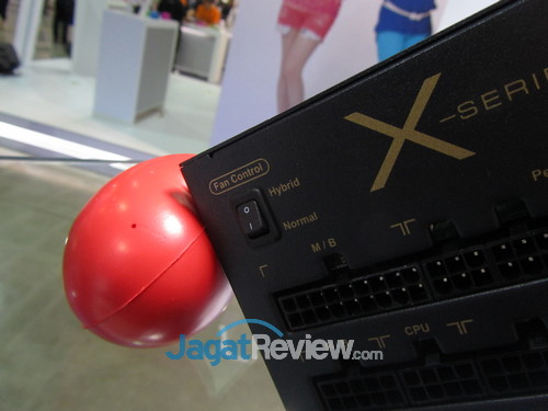 Computex 2013 Booth Raid: Seasonic 5 Seasonic Booth Raid - Computex 2013 (8)