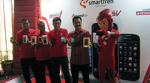 Smartfren Meluncurkan Jajaran Smartphone Baru! 2 Smartfren Presscon