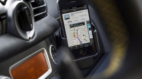 Google Resmi Akuisisi Waze 1 Waze_Car (1)