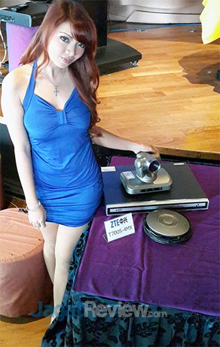 ZTE Jalin Kerjasama untuk Perangkat Network Enterprise 3 ZTE Girls