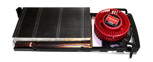 AMD Radeon HD 8000 Akan Gunakan Solusi Pendingin Lebih Efisien? 1 amd-radeon-hd-7970_cooler-e1370596322772