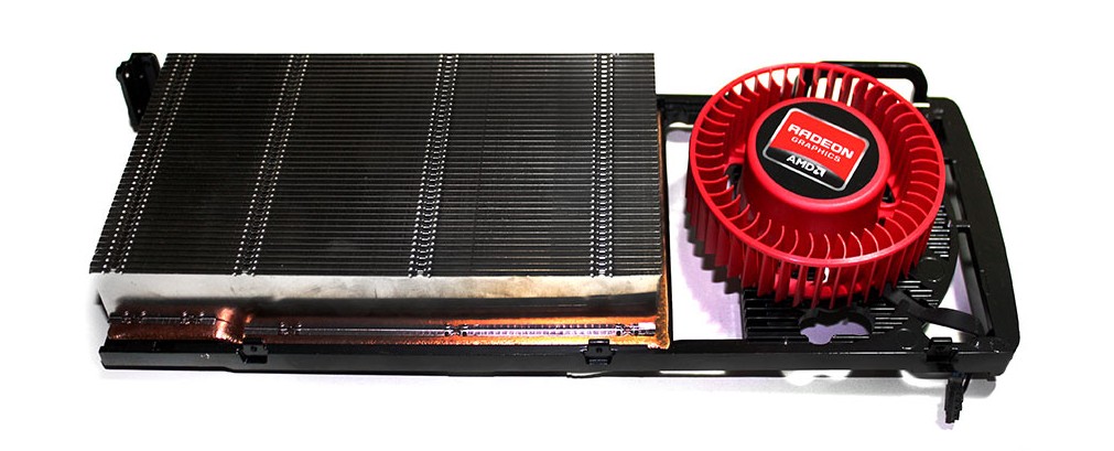 AMD Radeon HD 8000 Akan Gunakan Solusi Pendingin Lebih Efisien? 2 amd radeon hd 7970 cooler e1370596322772