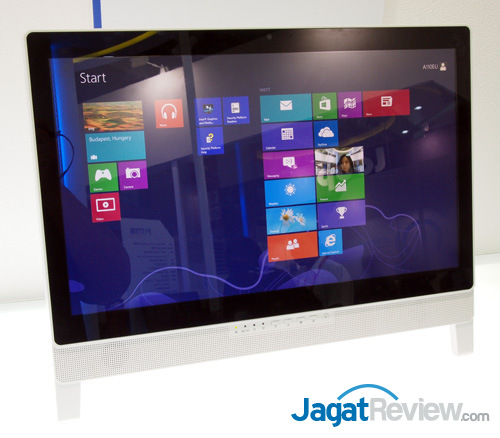 Computex 2013 Booth Raid: Clevo 19 clevo a110eu-t