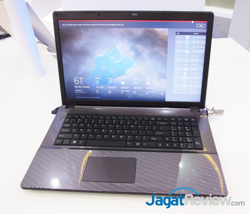 Computex 2013 Booth Raid: Clevo 9 clevo w670srq