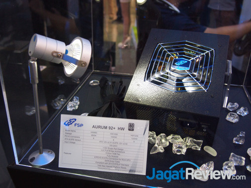 Computex 2013 Booth Raid: FSP 2 fsp aurum 92+ hw