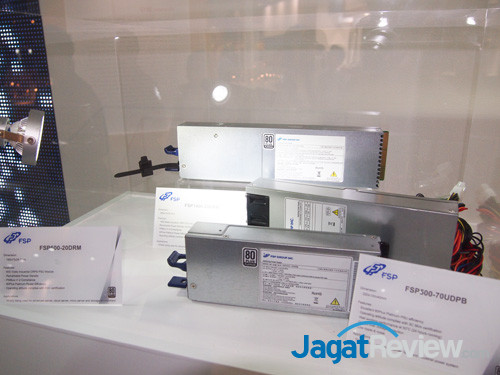 Computex 2013 Booth Raid: FSP 10 fsp server psu_1