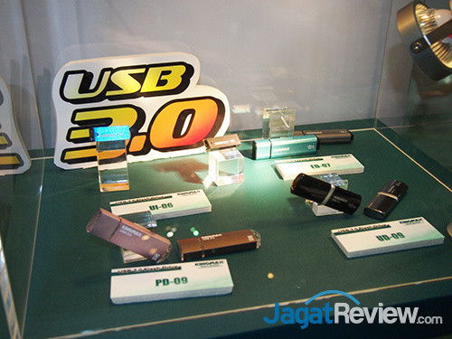 Computex 2013 Booth Raid: Kingmax 2 Berbagai produk flash drive dengan interface USB 3.0