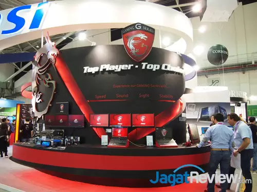 Melihat Sekilas Booth MSI pada Computex 2013 2 msi booth gaming 01