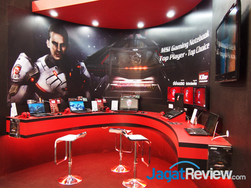 Melihat Sekilas Booth MSI pada Computex 2013 4 msi booth gaming 03