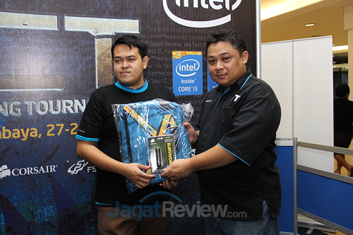 Persaingan Ketat Mencari Jawara AOCT 2013 Jawa Timur 9 Varian menerima hadiah sebagai peserta yang berhasil mencapai CPU Clock tertinggi.