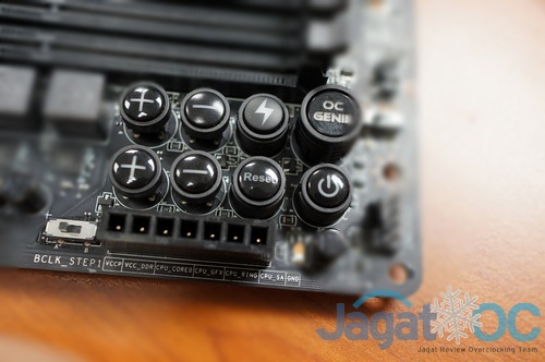 Hands-on Review Motherboard MSI Z87 XPOWER 11 DSC00647s2