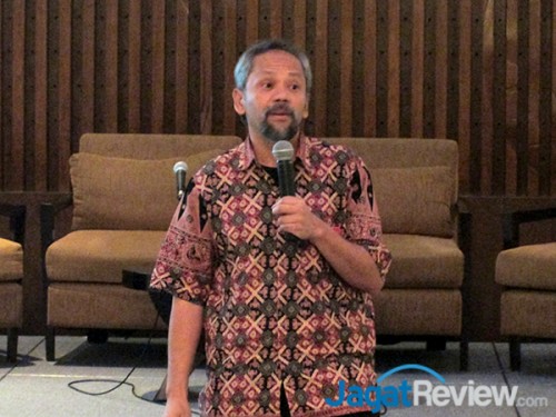 Fujitsu Dukung Kemajuan Pendidikan Masyarakat lewat Program CSR 3 Budi Rahardjo, dosen ITB dan ahli IT