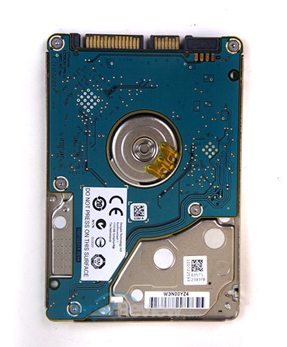 Review Seagate Laptop UltraThin 500GB: Hard disk Tipis untuk Semua Notebook 2 Seagate UltraThin 500GB - Tampak Belakang