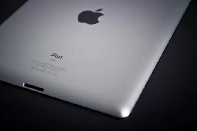 Rumor: Apple akan Mengeluarkan iPad XL? 16 ipad2