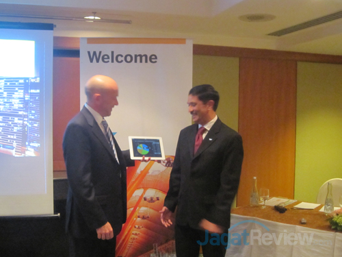 SAP Umumkan Inovasi Teknologi Terbaru dengan Menggelar SAP Forum 3 Francois Lancon (Kiri) & Suraj Pai (Kanan)