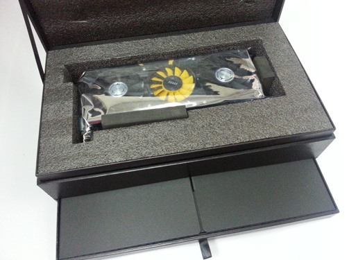 VGA MSI GTX 780 Lightning Akhirnya Menampakkan Diri 4 MSI-GeForce-GTX-780-Lightning-5