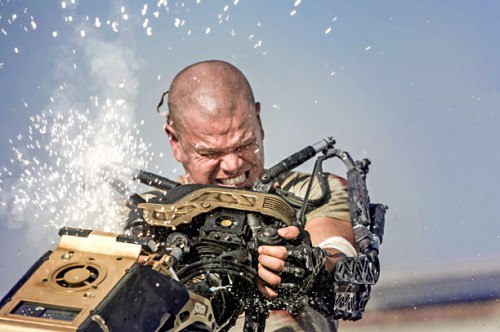 Review Film Elysium: Lebih Dari Sekedar Fiksi Ilmiah Biasa 5 elysium-matt-damon-05