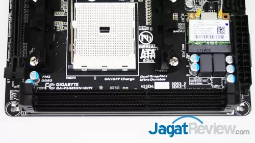 Review Gigabyte F2A85XN-WiFi: Motherboard Mini Kaya Feature untuk APU AMD 10 gigabyte f2a85xn-wifi east side