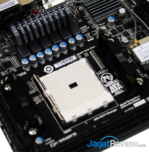 Review Gigabyte F2A85XN-WiFi: Motherboard Mini Kaya Feature untuk APU AMD 8 gigabyte f2a85xn-wifi processor socket