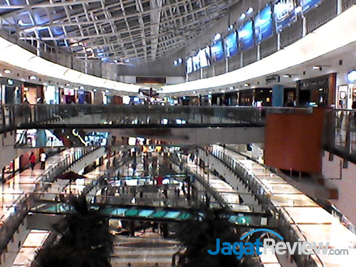 Review Lenovo P770: Android Dual-Core dengan Baterai Super Besar 6 lenovo p770 indoor front camera