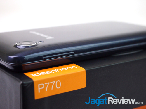Review Lenovo P770: Android Dual-Core dengan Baterai Super Besar 2 lenovo p770 right-side phone