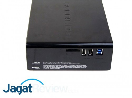 Review PlayOn! HD3: Multimedia Player Kelas Atas dari AC Ryan 11 Port USB 2.0, USB 3.0 type B, dan slot SD Card di sisi kanan perangkat.