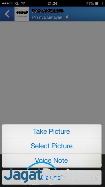 Preview BlackBerry Messenger untuk iOS 1 Untuk versi awal ini, BBM memungkinkan Anda mengirim gambar dan pesan suara singkat ke rekan Anda.