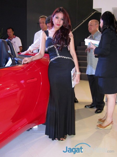 Booth Babes Indonesia International Motor Show 2013 - Part 2 3 Booth Babes IIMS 2013 (13)_R