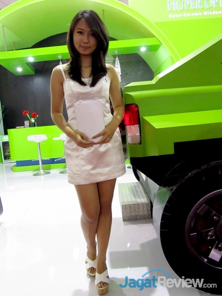 Booth Babes Indonesia International Motor Show 2013 - Part 2 3 Booth Babes IIMS 2013 (25)_R
