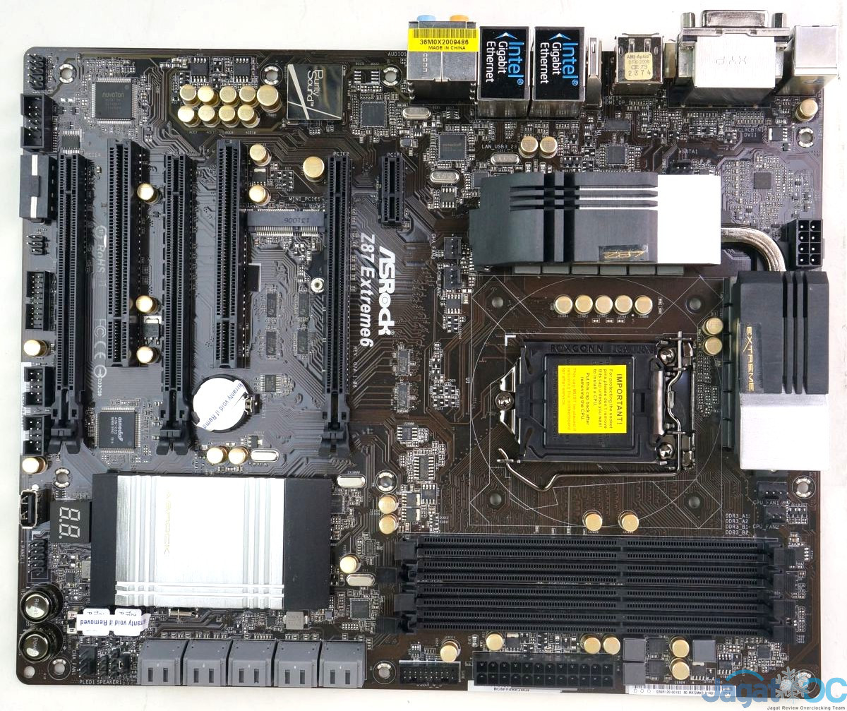 AOCT 2013 Hardware: ASRock Z87 Extreme6 21 DSC01037HD