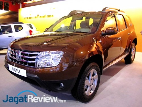 Rangkaian Mobil Baru di Indonesia International Motor Show 2013 - Part 1 1 Renault Duster