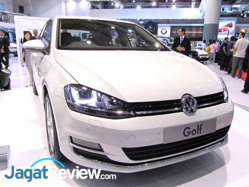 Rangkaian Mobil Baru di Indonesia International Motor Show 2013 - Part 1 6 Golf