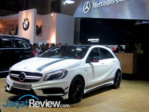Rangkaian Mobil Baru di Indonesia International Motor Show 2013 - Part 2 7 A 45 AMG