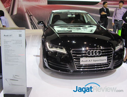 Inilah Jajaran Sedan Premium Audi di IIMS 2013 2 IMG_5901